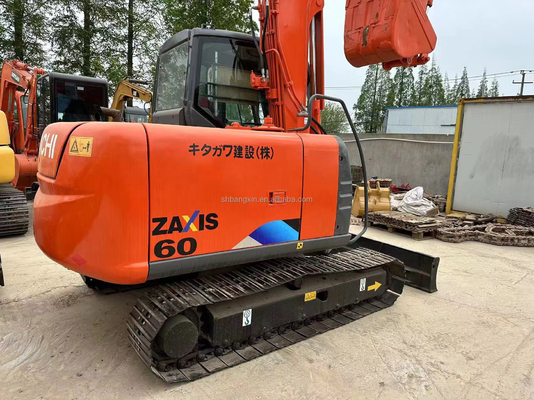 ハイタッチ ZX60 ミニ掘削機 建設のための強力なパワーと水力安定性
