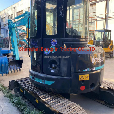 使用済みKobelco SK55ミニ掘削機 EPA/CE認証と5トンの稼働重量