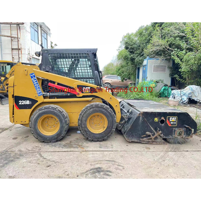 CAT 226 スキッド・ステア・ローダー 700 作業時間 重労働施工の 90% 程度