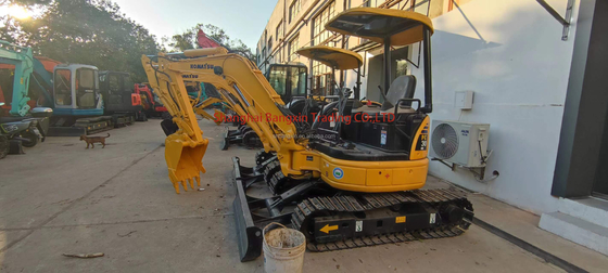 3トンのミニ掘削機 コマツー PC30 カミンズエンジン 日本原産液圧システム