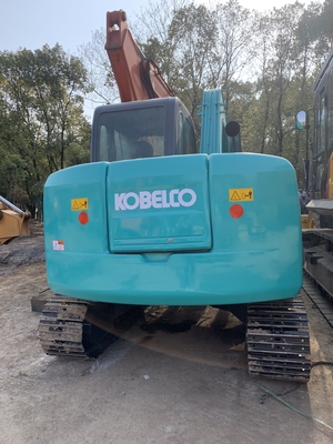 Kobelco SK75 掘削機は使用済みで,工事工事用に最適です.