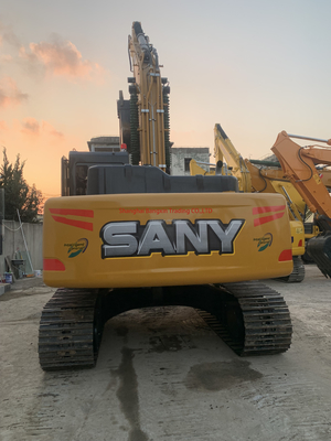 強力なパワーと水力安定性を持つ使用されたSany SY215掘削機