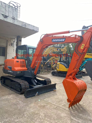 元の水力ポンプとEPA/CE認証されたミニクローラー掘削機 Doosan DX60
