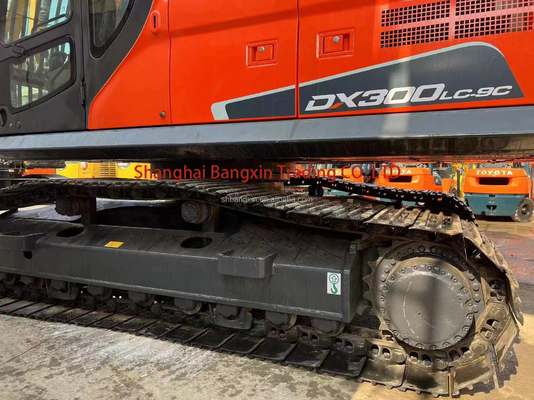 あなたのプロジェクトのために優れた状態で使用された Doosan DX300LC-9C クローラー掘削機