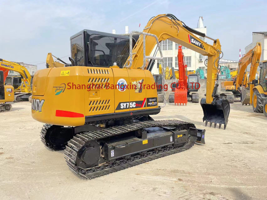 キャットエンジンとオリジナルの水力ポンプのSany SY75ミニ掘削機