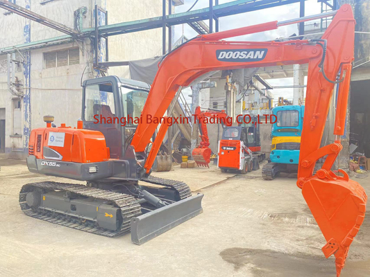 優れた作業性能と1つで Doosan DH55 ミニ掘削機を検査できますか?