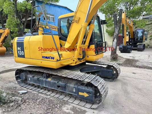 1台と機械重量13000KGの古着コマツーPC130-7掘削機
