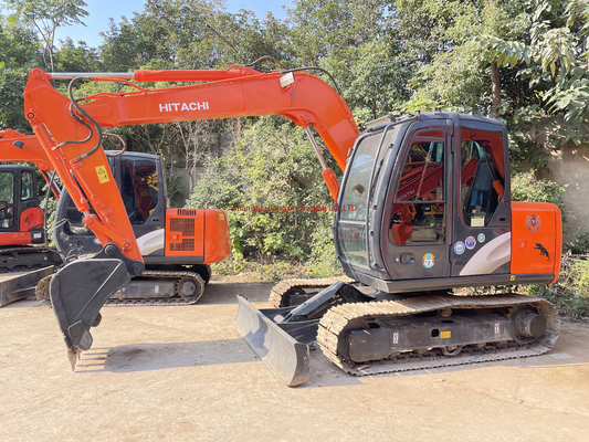 良い状態で使った Hitachi ZX70 7 トンミニ掘削機 2023年に送料無料