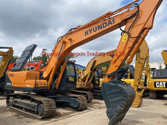 元の水力シリンダーと優れた状態で Hyundai R220-9Sの中古掘削機