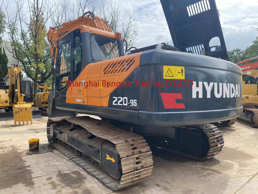 元の水力シリンダーと優れた状態で Hyundai R220-9Sの中古掘削機