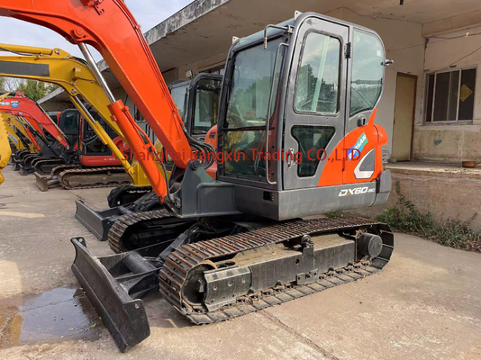 上海で最高の原始水力ポンプとDoosan DX60ミニ掘削機