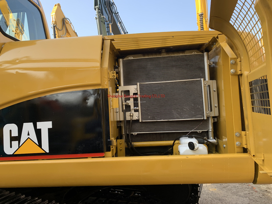 1 優れた作業性能と700時間の作業時間を備えた使用済みCat 320CL掘削機
