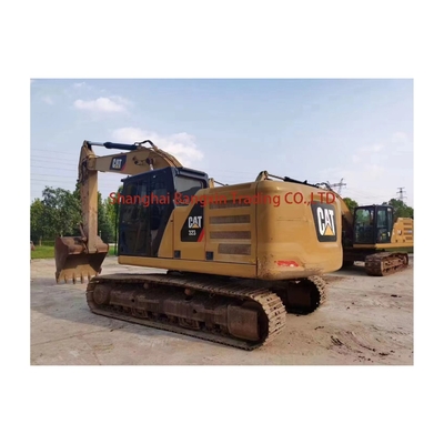 状態が良さ 旧式掘削機 Cat 323 23000 KG 機械重量 日本