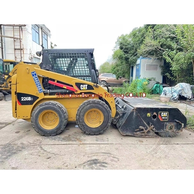 CAT 226 強力なパワーと水力安定性