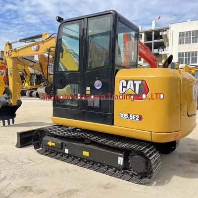 CAT 305.5 オリジナルの水力シリンダーと0.23m3のバケット容量を持つミニ掘削機