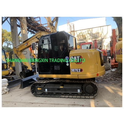 ミニ掘削機 Cat 307E2 7000kg マシン重量 上海で